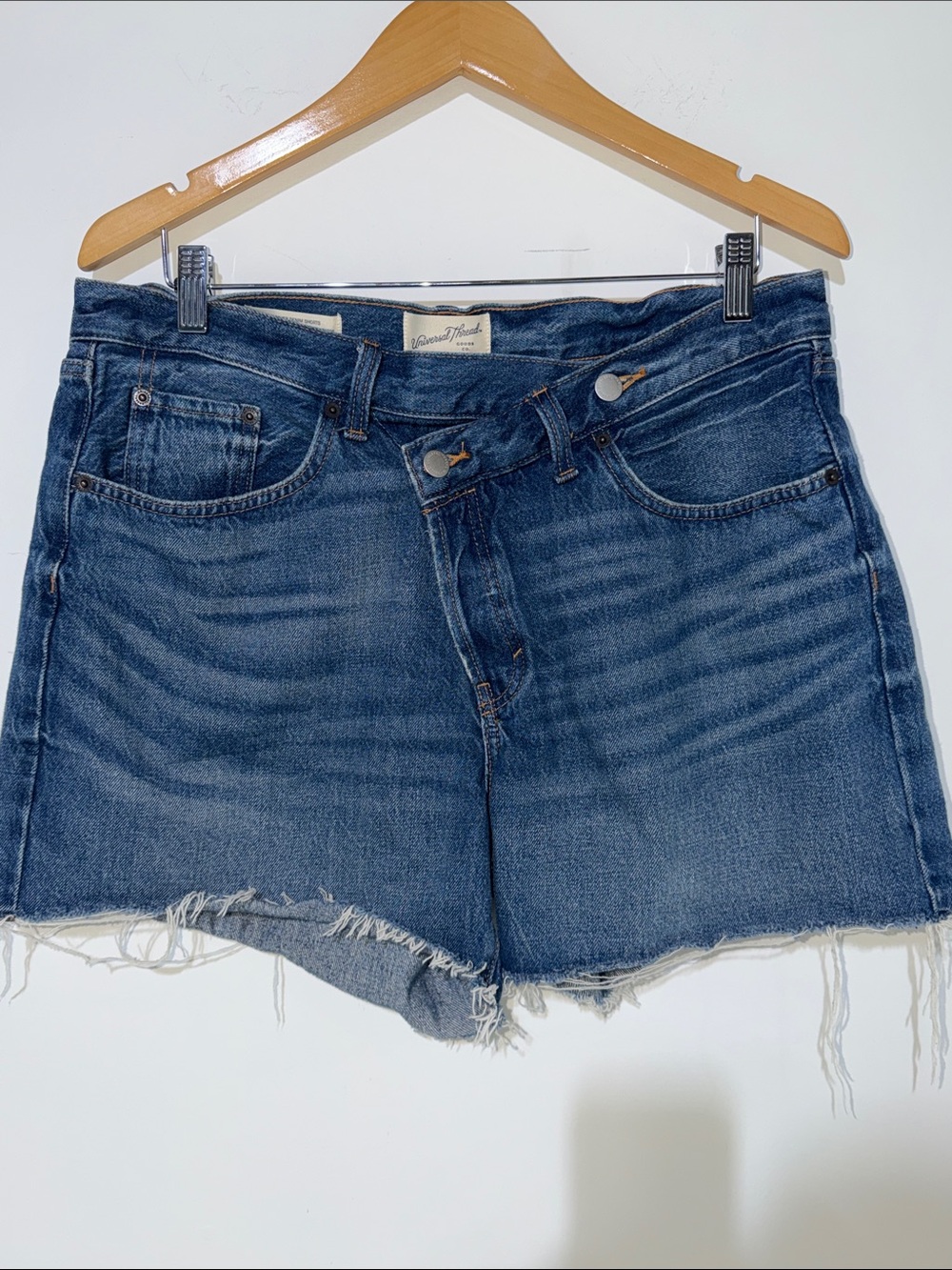 Universal Thread crossover denim Distressed Blue Denim Cutoff Shorts size 10